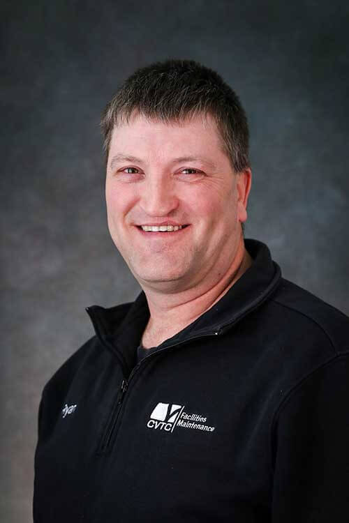 Headshot of Ryan Taylor