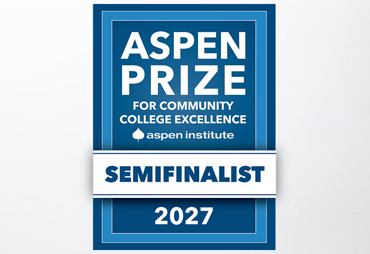 Graphic of Aspen Prize for Community College Excellence Semifinalist 2027